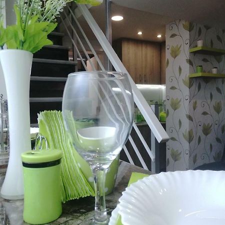 Classy And Cozy - Parking - 3 Beds - Near Center Novi Sad Extérieur photo