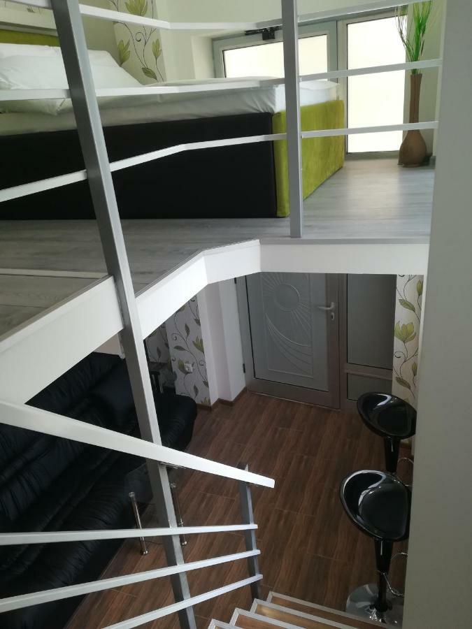 Classy And Cozy - Parking - 3 Beds - Near Center Novi Sad Extérieur photo